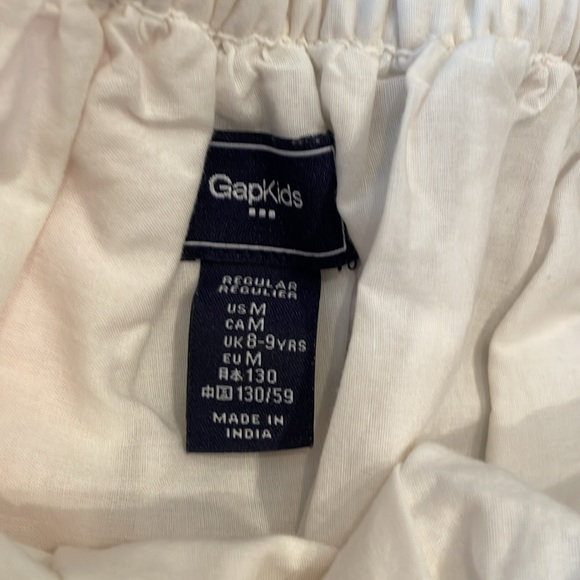 Gap eyelet skirt and top - Picture 4 of 6